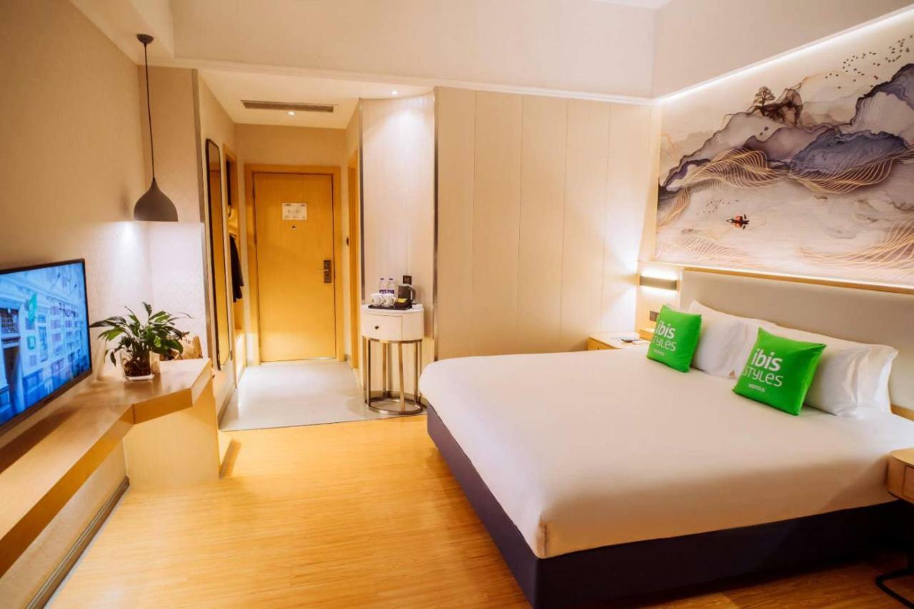 Ibis Styles Guangzhou Panyu Shiqiao Hotel Экстерьер фото